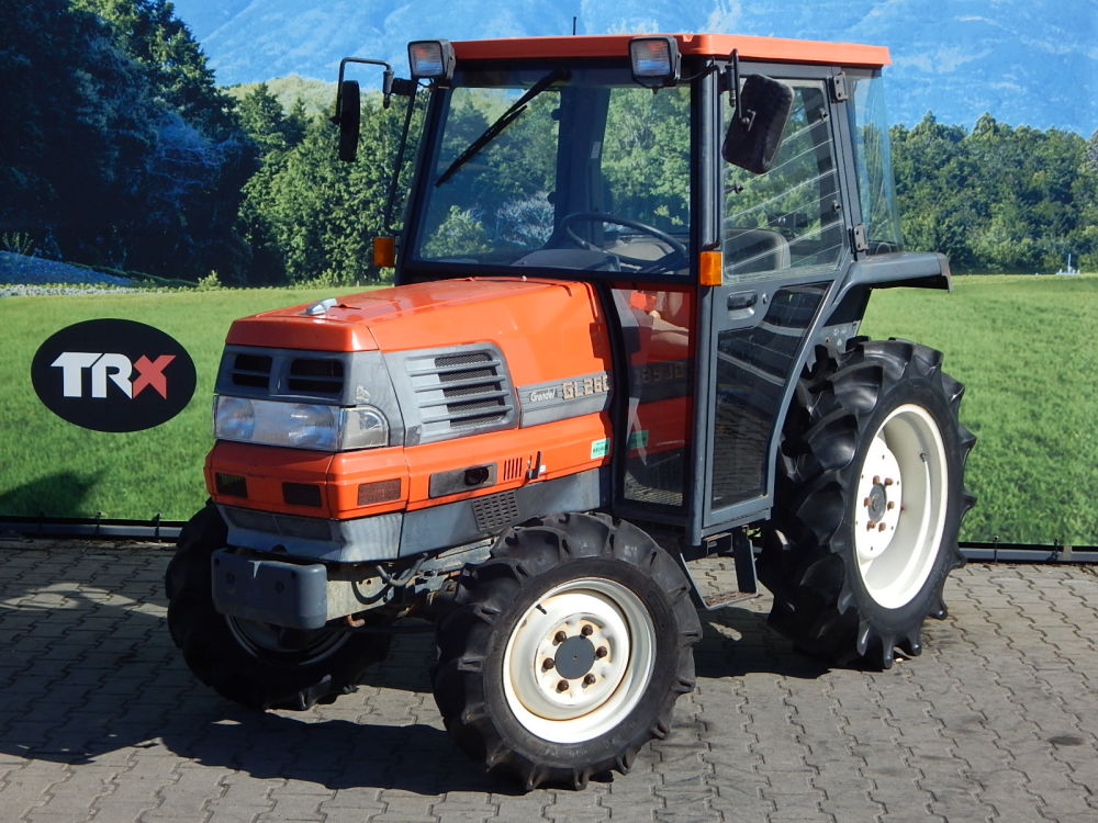 Kubota, model GL260, nr. ramy: 30114 4WD+KAB AC