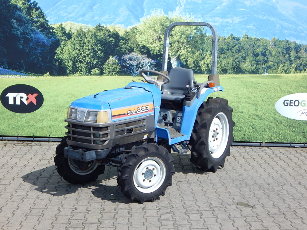 Iseki, model TF223F SIAL o nr ramy 006619 4WD