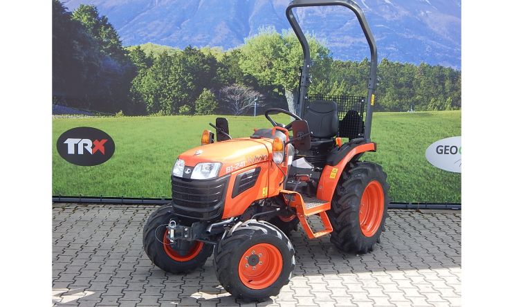 Kubota, model B1241 4WD