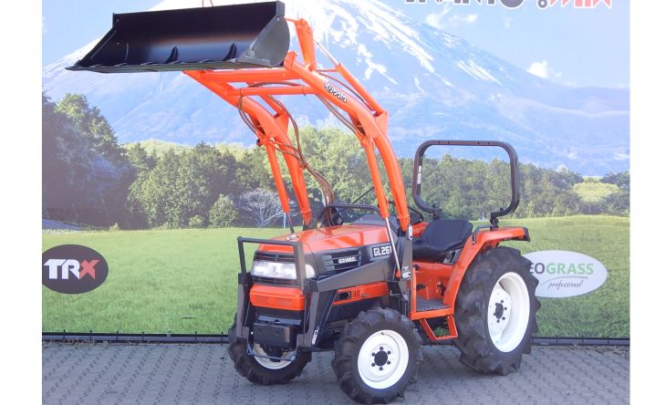 Kubota, model GL261, nr. ramy: 57021 4WD+TUR