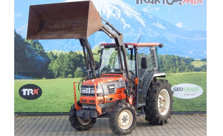 Kubota, model L33, nr. ramy: 31181 4WD+KAB AC+TUR