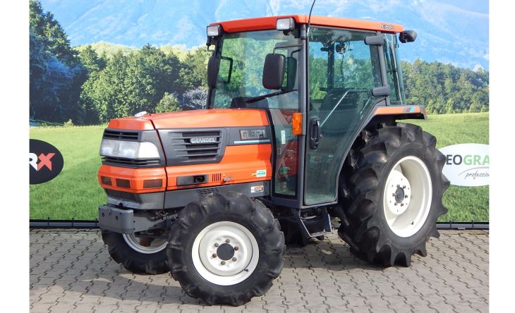 Kubota, model GL321, nr. ramy: 55189 4WD+KAB AC