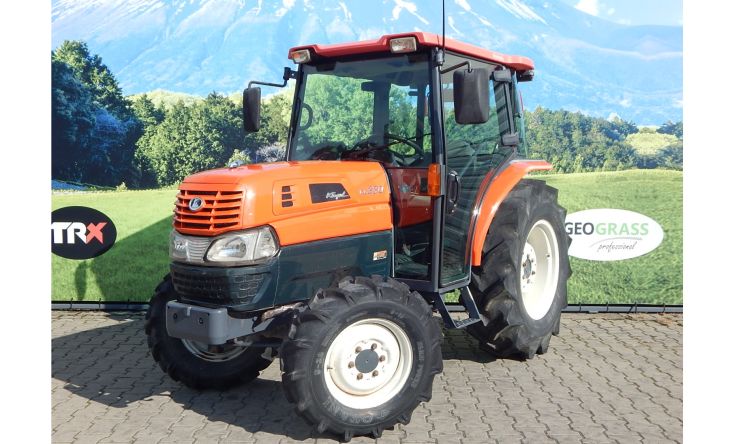 Kubota, model KL330, nr. ramy: 14570 4WD+KAB AC