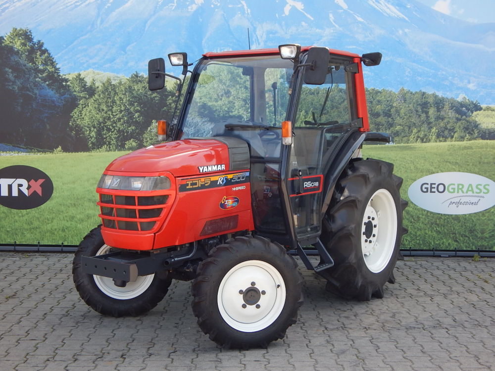 Yanmar, model RS300, nr. ramy: 33921 4WD+ KAB AC
