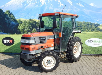 Kubota, model GL261, nr. ramy: 55640 4WD+KAB AC