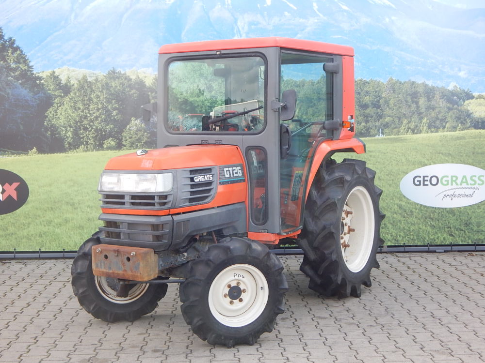 Kubota, model GT26, nr. ramy: 11092 4WD+ KAB AC